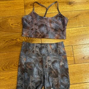 Fabletics x Maddie Ziegler set